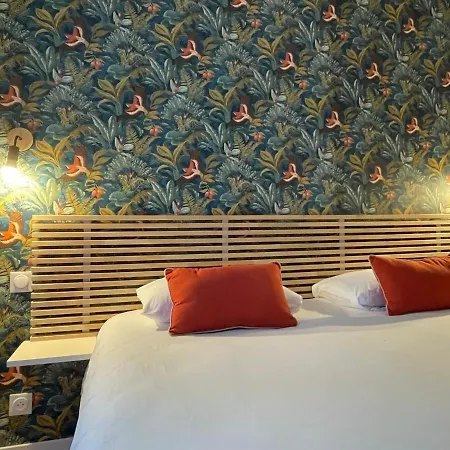 酒店 迪娜努瓦尔穆捷酒店 3*