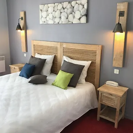 迪娜努瓦尔穆捷酒店 酒店 La Guérinière